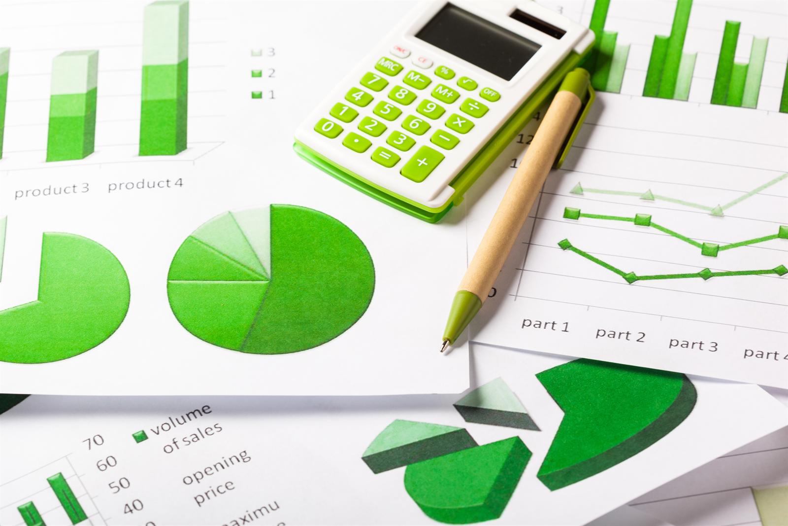 Reviewing retirement annuity fees, fund choice and beneficiary nominations with a financial planner in Gauteng